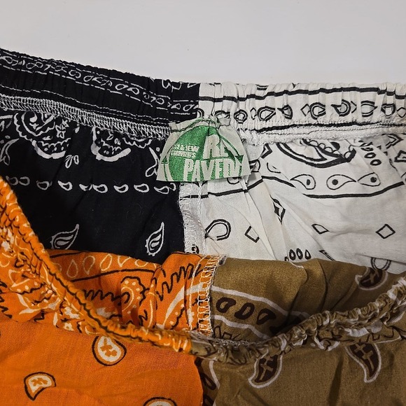 Repaved Pavement Men M Bandana Patchwork Shorts Multi Color 2.5" Elastic Waist - Picture 3 of 7